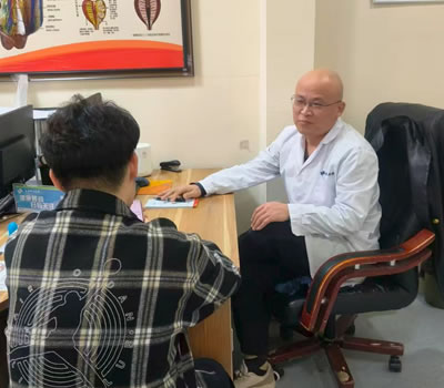 铜川市|男科医师高朋磊：守护男性健康，专业男科诊疗